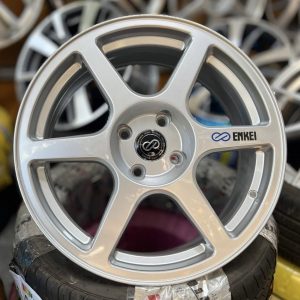 رینگ Enkei انکی evo 8 سایز 16 نقره‌ای براق