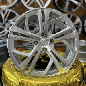 رینگ CARBON کربن سایز 17 تراش نقره‌ای براق