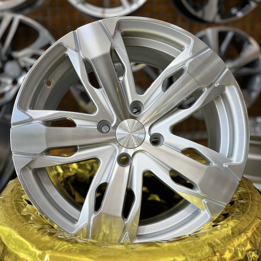 رینگ لس انجلس سایز 16 تراش نقرهای براق