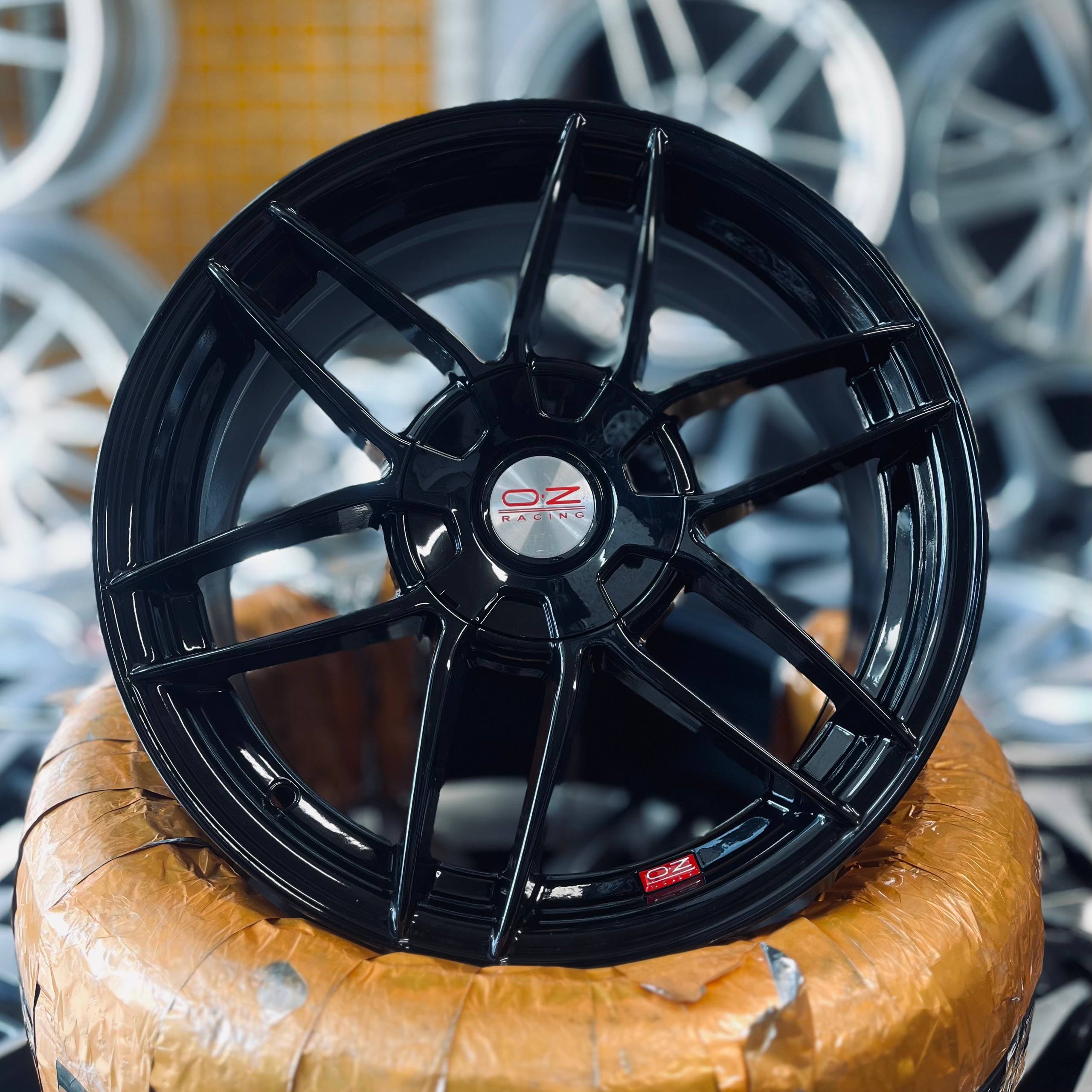 رینگ OZ Racing اوزد سینفونیا سایز 16 مشکی براق